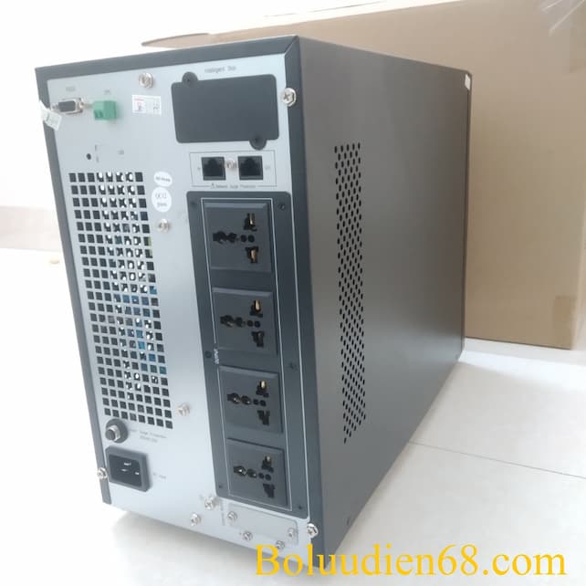 Mặt Sau UPS Dosan US-3000